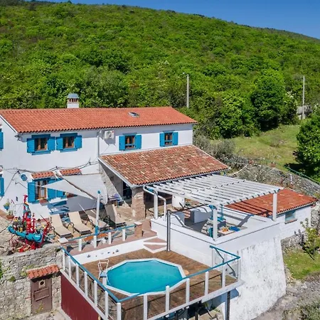 Holiday home Crni In Crni - Haus Fuer 6 Personen *