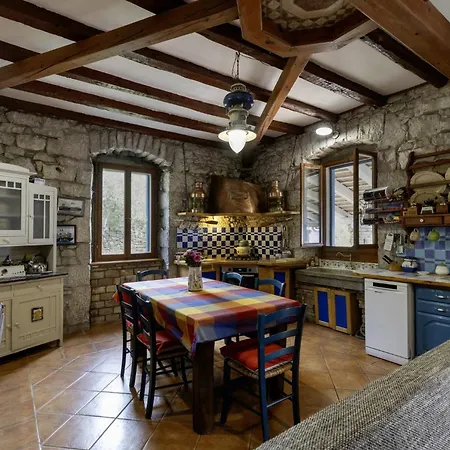 Crni In Crni - Haus Fuer 6 Personen Holiday home