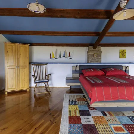 Crni In Crni - Haus Fuer 6 Personen Holiday home Labin (Istria)